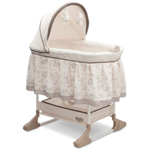 Delta Children Rocking Bassinet in Play Time Jungle - MULTI - BASSINET
