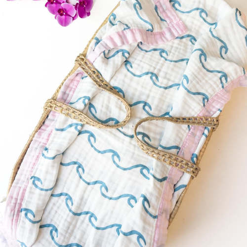 Endless Wave – Pink Trim | 6-Layer Organic Bamboo Muslin Baby Blanket – Coca + B.