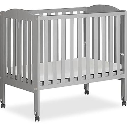 Dream On Me 2 in 1 Folding Portable Crib in Cool Grey, Greenguard Gold Certified , 40x26x38 Inch (Pack of 1)
