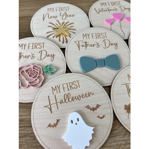 Baby’s First Holiday Milestone Rounds: Photo Prop Set