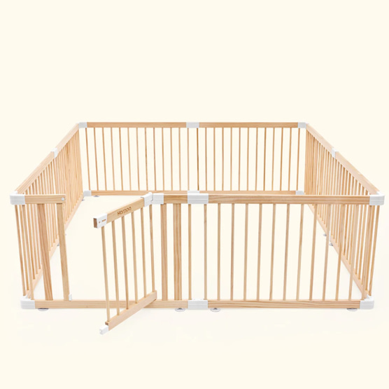 HARPPA Wooden Baby Gate Playpen | Non-Toxic Foldable DIY Adjustable Play Yard for Infants & Toddlers – Natural Finish Baby Fence for Small & Large Spaces