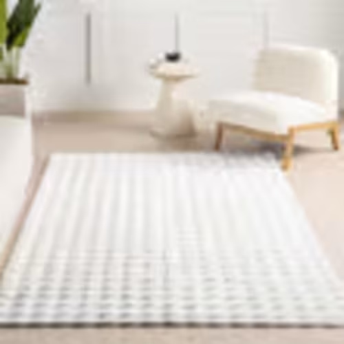 Checkered Plush Washable Rug