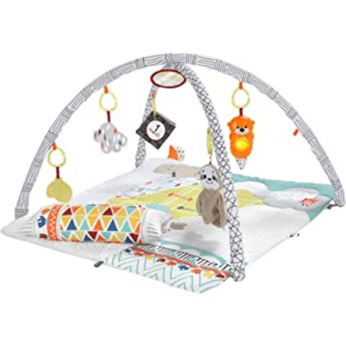 Fisher-Price Baby Perfect Sense Deluxe Gym, Plush Infant Play Mat with Toys