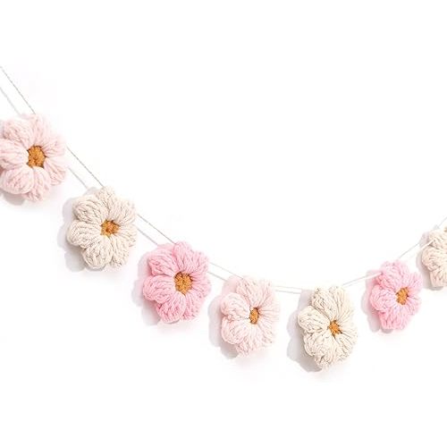 Boho Crochet Daisy Garland - Pink and Beige Yarn Floral Banner for Baby Girl Nursery Decor, Handmade Daisy Garland for Birthday Party, Boho Room Wall Hanging Decoration, Groovy one Birthday Decor