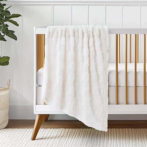 Checkered Baby Blankets Double-Sided Fleece Plush Toddler Blankets for Boys Girls, Lightweight Soft Cozy and Warm Newborn Receiving Throw for Bed, Crib, Couch, Sofa 30 x 40 Inches, White