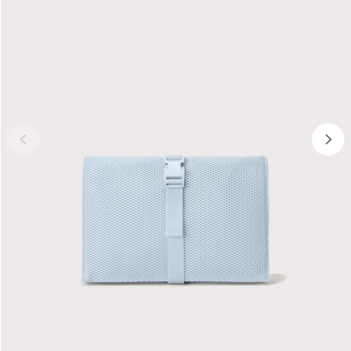 Joey Changing Kit in Daylight