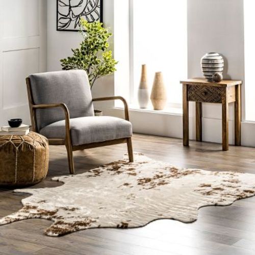 Nuloom Marcia Pet Friendly Premium Machine Washable Faux Cowhide Area Rug