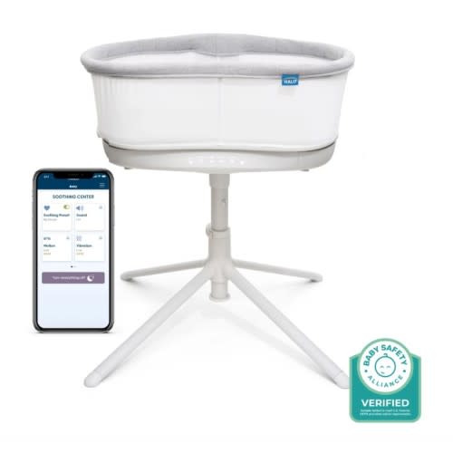 HALO BassiNest® Connected Swivel Sleeper 3.0 Smart Bassinet