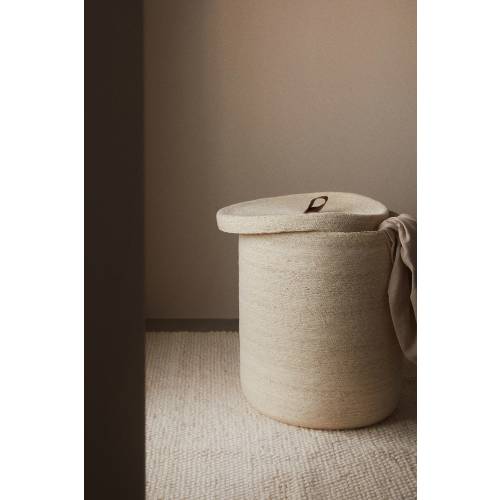 EXTRA-LARGE SEAGRASS LAUNDRY BASKET