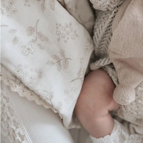 Serenity Floral 6 Layer Gauze Blanket