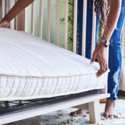 Organic Crib Mattress | Avocado Mattress