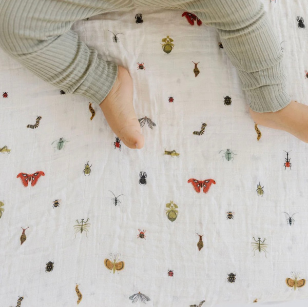 Cutie Crawlies Crib Sheet