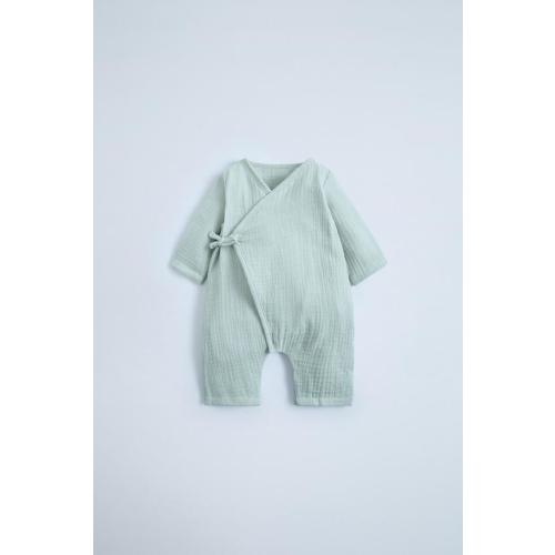 DETAILSOPEN KNIT COTTON SILK JUMPSUITPLAIN MUSLIN WRAP JUMPSUIT100% CASHMERE SWEATER AND PANTS MATCHING SET