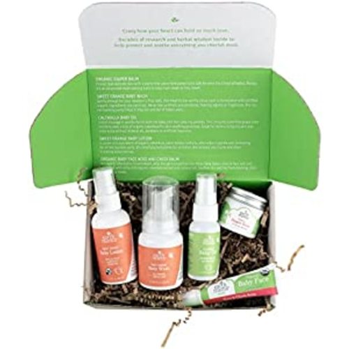A Little Something for Baby Gift Set by Earth Mama | Safe Skin Care Essentials for Newborn Baby Shower, 5-Piece Set (Packaging May Vary)