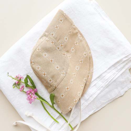 Chamomile Sunbonnet