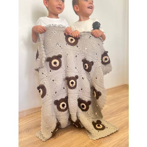 Handmade Teddy Bear Blanket, Crochet Animal Stroller, Soft Coton Baby Shower Gift, Cozy Christmas Gift, Unique Granny Toddler, Nursery Decor