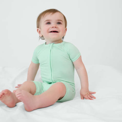 Pastel Green Shorty Zippy