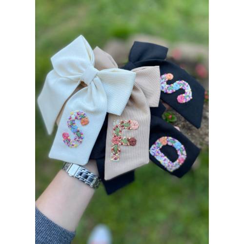 Custom Initial Hand Embroidered Hair Bow Personalized clip Kids Hair Bows Girl Baby Hair Bows Birthday Gift Hair Buckle Lettered Hair Bow