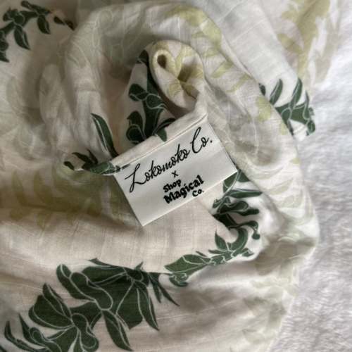 Lokomoko x Shopmagical collab bamboo swaddle - Neutral Lei | Shop Magical Co.