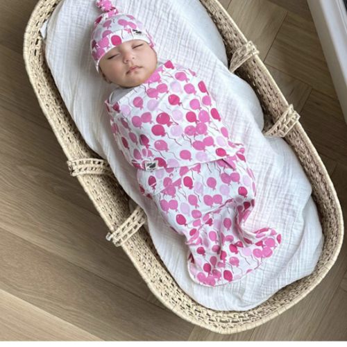 Norani Baby Snugababe Sleep Pod with Arm Inserts - Pink Balloons