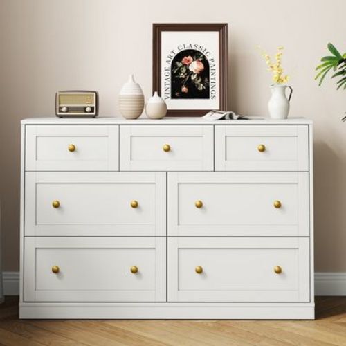 Heynemo 7 Drawer Dresser, 47'' Wide Modern Chest of Drawers with Gold Knobs, Wooden TV Stand Storage Organizer for Bedroom, Living Room, White