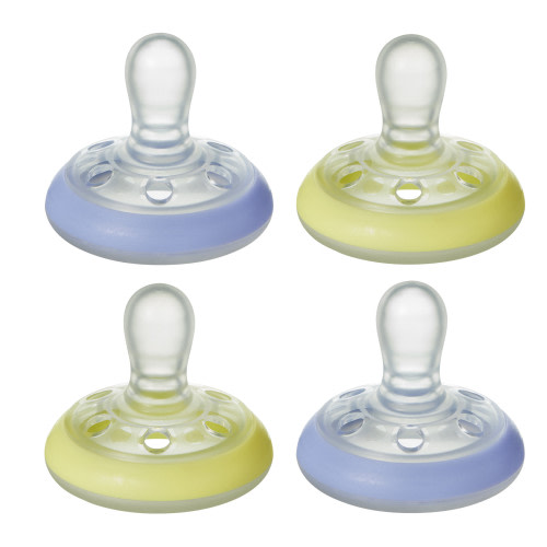 Tommee Tippee Breast-Like Pacifier Night, Glow in the Dark (0-6m, 4 Count) | Skin-Like Texture, Symmetrical Design, BPA-Free Binkies