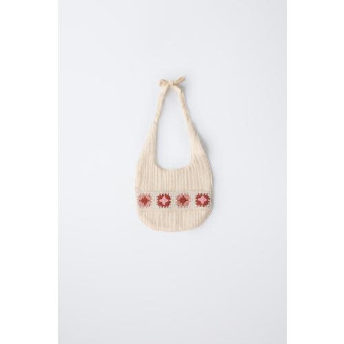 TEXTURED CROCHET BIB - Ecru | ZARA United States