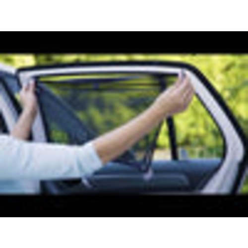 Magnetic Stretch to Fit™ Sun Shade