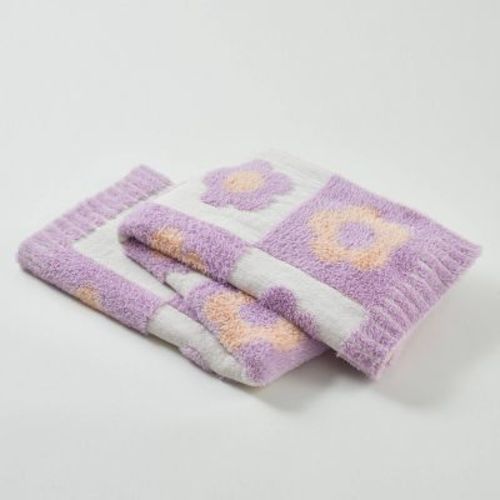 Cozy Bliss Checkered Flower Teen Treasured Knit Throw Blanket