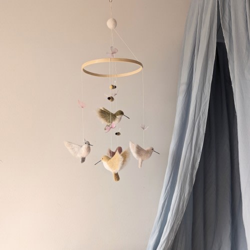 Garden baby mobile, Tropical baby mobile, Hummingbird mobile, Hummingbird nursery, Flying bird mobile, Felt birds mobile, Garden crib mobile