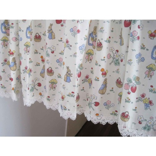 Lovely Peter Rabbit Strawberry Flower Lace Beige Cotton Kitchen Cafe Curtain