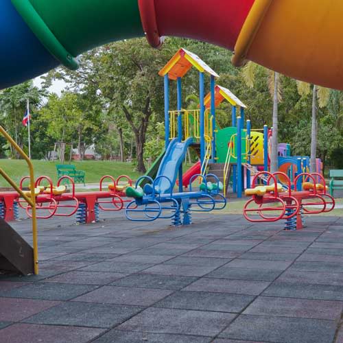 Safety Max Playground Rubber Tiles Black 2.5 inch x 2x2 Ft.