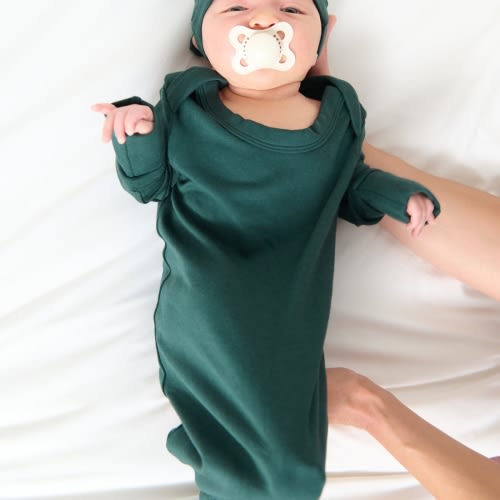 Baby Knotted Gown & Hat Set | Evergreen