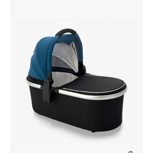 Bassinet attachment for mockingbird stroller