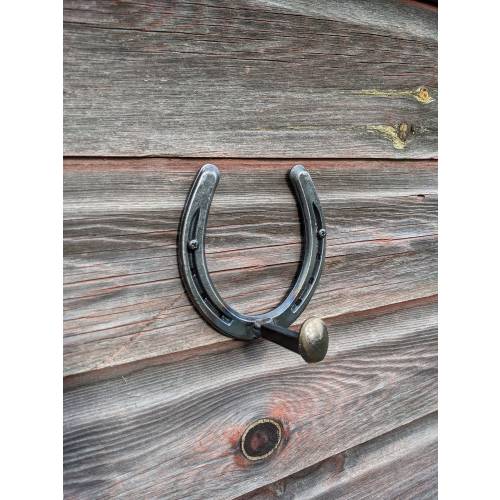 Rustic Wall Mount Railroad Spike Horseshoe Hook, Industrial Farmhouse Decor, Industrial Farmhouse Coat Rack, Coat Hook, Tack Hanger Hook