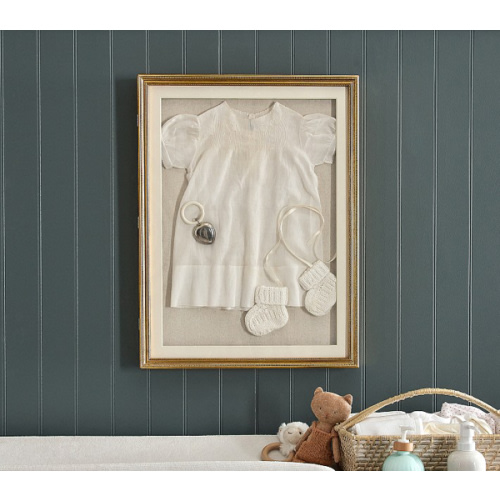 Chris Loves Julia Art Display Frame (19" - 24")