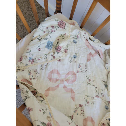 Bows and Florals Patchwork QUILTED 6 Layer Gauze Blanket