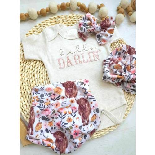 Baby Girl Highland Cow Outfit with Bummies, Hello Darlin Baby Girl Outfit, Going Home Newborn Baby Outfit Cowgirl Farm Girl Pink, Hospital
