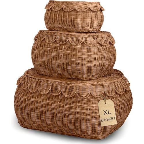 BEBE BASK Large Scalloped Basket Set Of 3 - Hand-Woven & Award-Winning Scallop Basket - XL - Extra Large for Blankets 22 x 16 x 10 In - Elegant Wicker With Scalloped Edge Lid (Mocca)
