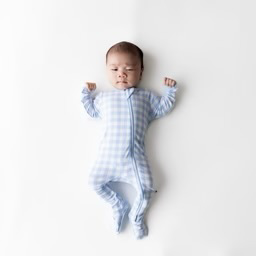 Zippered Footie in Oat | Baby Footie Pajamas | Kyte Baby