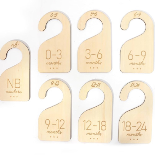 Baby Closet Dividers Wooden - Clothes Size Markers for Babies,Organize Babies Closet Hanger,Baby Nursery Closet Dividers,Newborn to 24 Months for Home Nursery Clothes