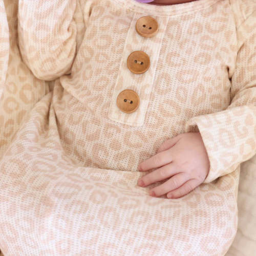 Lovely Leopard Bamboo Waffle Newborn Baby Knot Gown & Hat Set