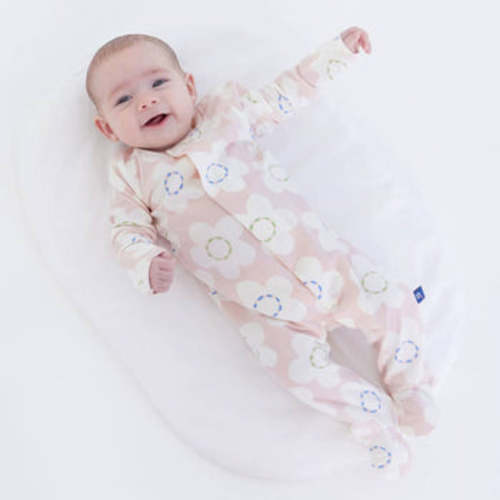 lychee CloudStretch™ magnetic footie