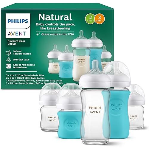 Philips Avent Natural Newborn Glass Gift Set, Baby Bottles with Natural Response Nipples, 3X 4oz (Slow Flow, Flow 2) and 2X 8oz (Medium Flow, Flow 3), 2X Silicone Sleeves, SCD858/01