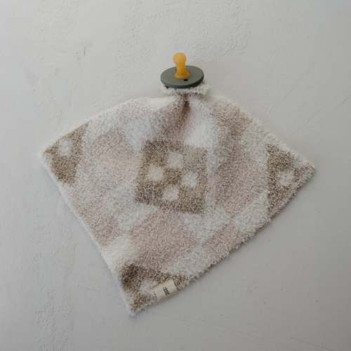 Lovey | Cottage Quilt