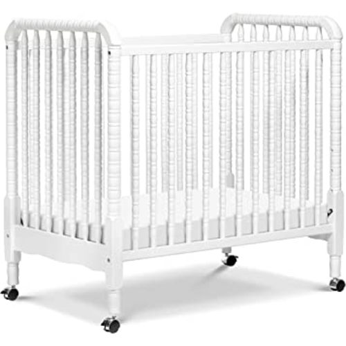 Davinci Jenny Lind 3-in-1 Convertible Mini Crib in White, Removable Wheels, Greenguard Gold Certified