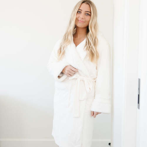 GRAND FAUX FUR ROBES – Saranoni