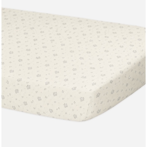 Winter Berry Crib Sheet
