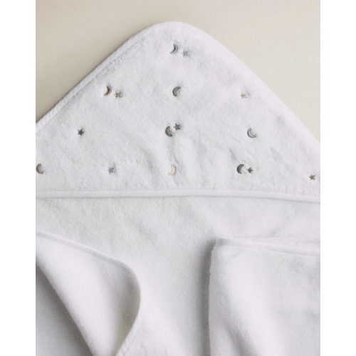 HOODED BABY TOWEL WITH STARS AND MOONS