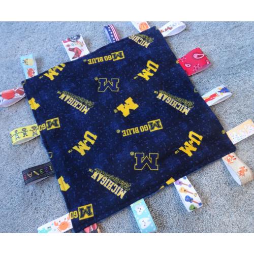 University of Michigan/Baby Shower Gift/I Spy Lovey/University of Michigan Gift/Michigan Wolverine/University of Michigan Baby/Sensory Lovey